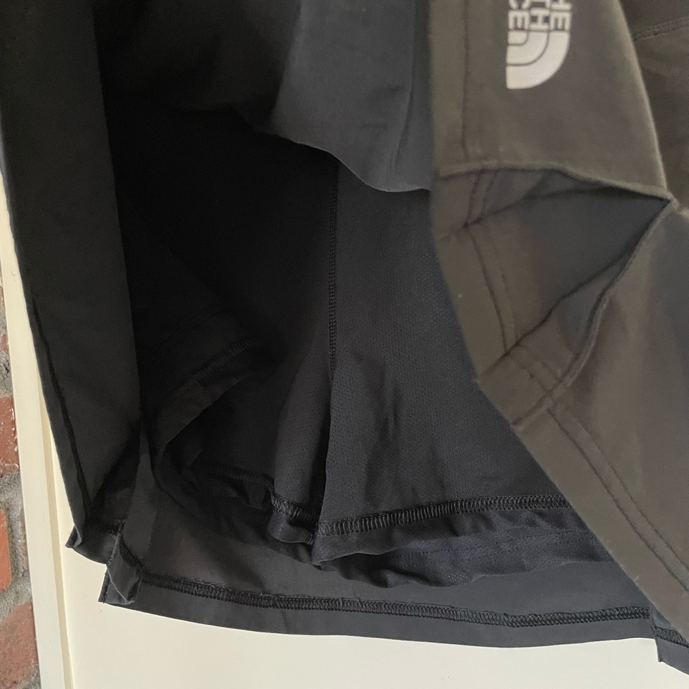 North Face Tennis Skirt in Black | size L - Picture 7 of 10